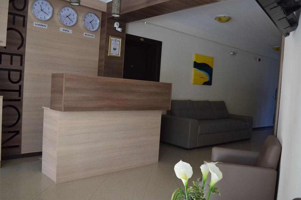Aparthotel Orange
