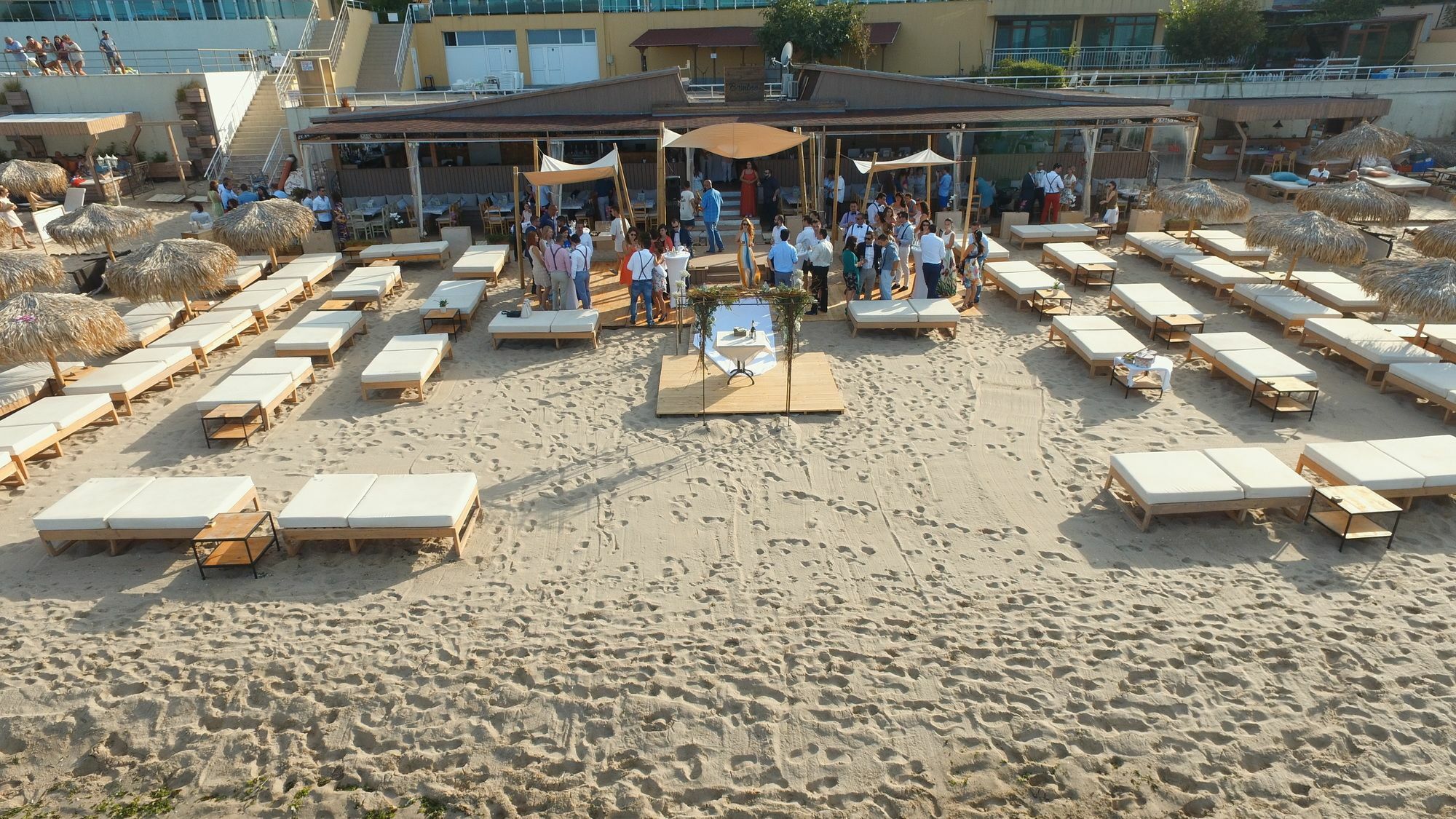 Orange Aparthotel 3*